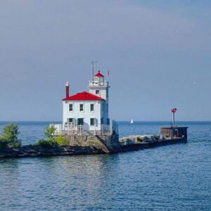 Woman shows how dumping K into an unused lighthouse can shift the idea of “home”