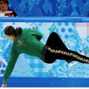 19-Yr-Old Figure Skater Performs Irish Riverdance Routine On Ice That Brings Entire Stadium To Their Feet