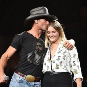 Critics Blast Tim McGraw’s Daughter for Showing Body & Being Overweight — Dad Is Proud of His Brave Eldest Child