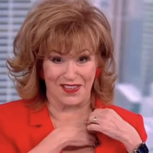 Viewers Were Stunned When Joy Behar Accused Her Co-Host Of “Faking It”