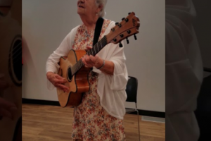 90-Year-Old Rewrites “ I Fall To Pieces” Lyrics. Her Hilarious Performance leaves Everyone Reeling In Laughter