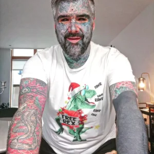 Britain’s ‘most tattooed’ man desperate to get leg amputated – for important reason