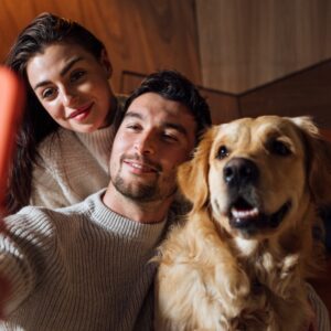 Woman demands boyfriend get rid of dog, his reaction is shocking and hilarious