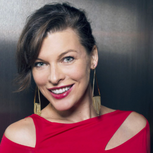 «Torn clothes, disheveled hair and red face!» Disappointing snapshots of Milla Jovovich surface the network