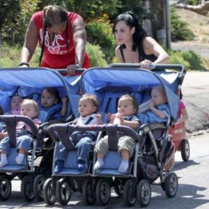 The amazing story of Nadia Suleman, the mother of octuplets and 14 children The amazing story of Nadia Suleman, the mother of octuplets and 14 children