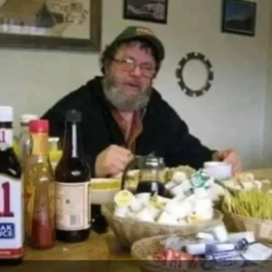 An old man was eating at a truck stop when three rough-looking bikers walked in. An old man was eating at a truck stop when three rough-looking bikers walked in.