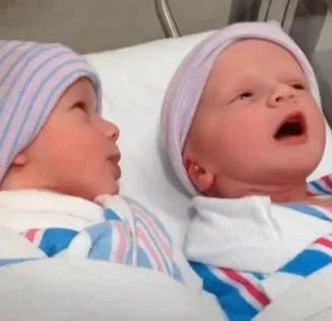 Father Witnesses His 1-Hour-Old Twins Engaging in Adorable Conversation