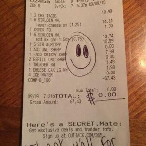 Four officers grab a bite after a long shift – can’t believe what’s then written on their receipt Four officers grab a bite after a long shift – can’t believe what’s then written on their receipt