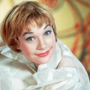 Shirley MacLaine turns 89 – she claims to have slept with two prime ministers Shirley MacLaine turns 89 – she claims to have slept with two prime ministers
