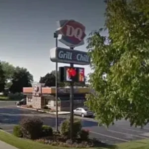 Wisconsin Dairy Queen Puts Up ‘Politically Incorrect’ Sign, Owner Stands By His Decision