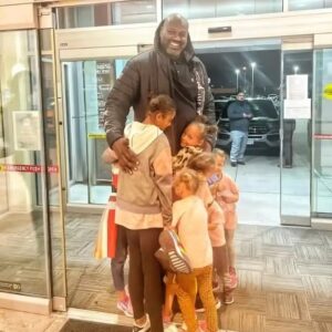 Shaq surprises family of 11 with two new cars and more