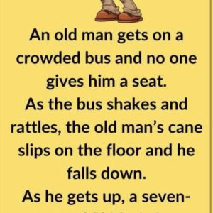 Video: An old man gets on a crowded bus